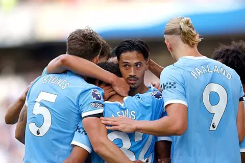 سيتي في مجموعة نارية.. مواجهات ثقيلة بانتظار مرموش في دوري الأبطال